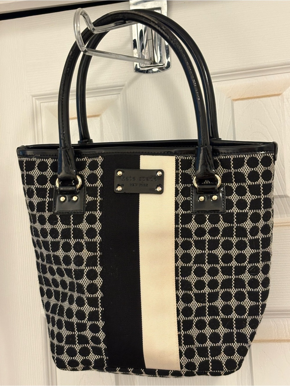 Kate Spade Noel Daisy Stripe Shopper Tote